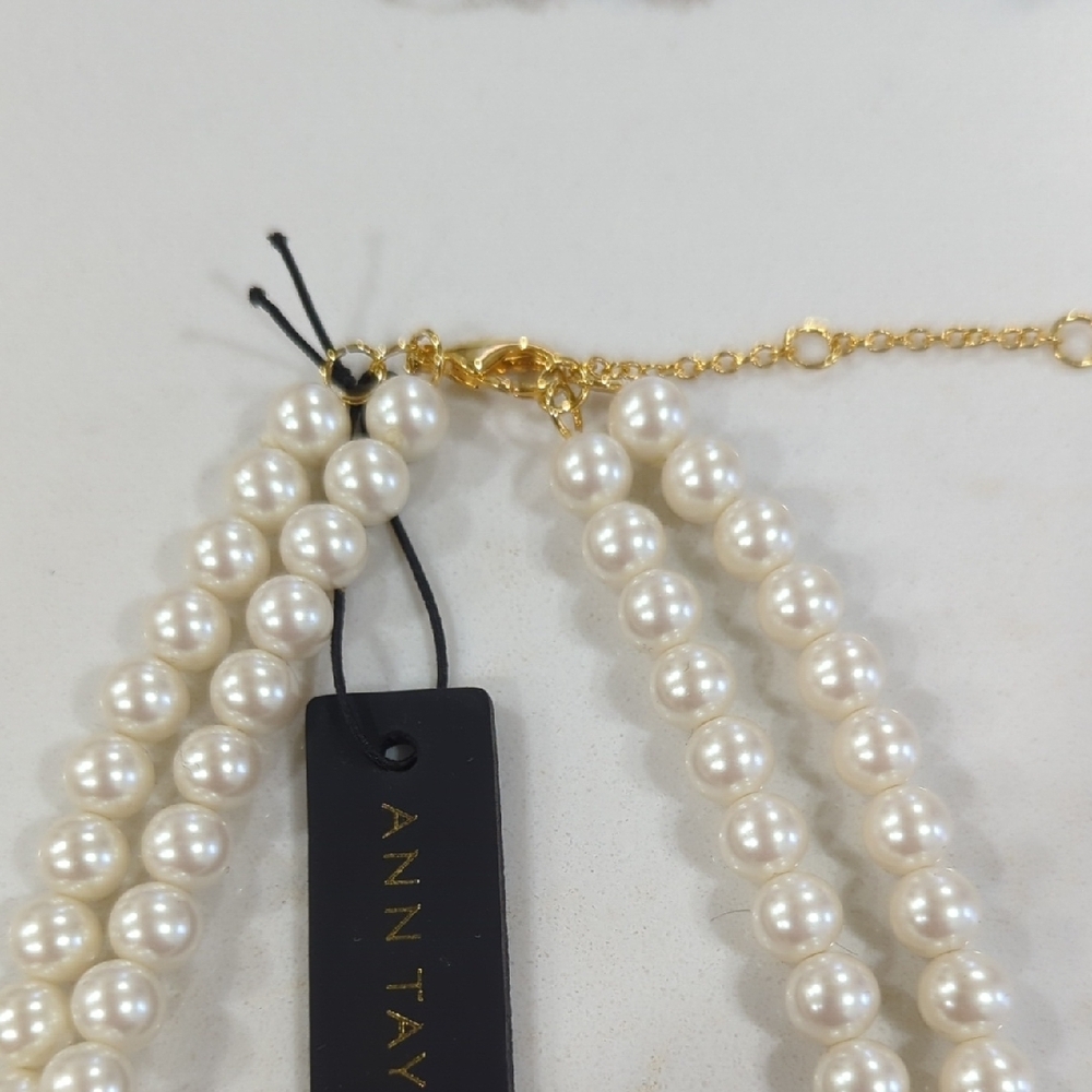 Ann Taylor Double Strand Pearl Necklace with Gold Clasp and Pearl and Gold - Picture 3 of 7